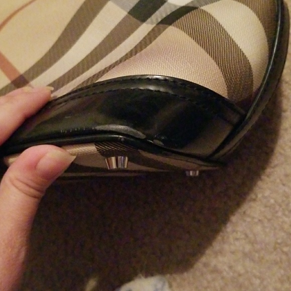 Burberry purse - Picture 4 of 7